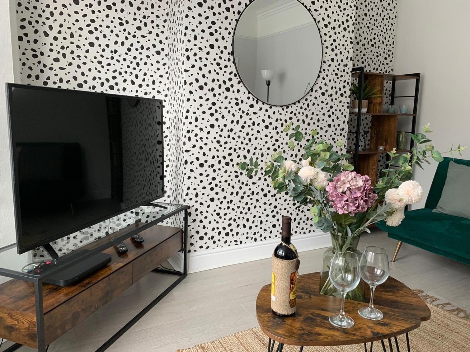 House Of Cosy Dots Villa Northampton Bilik gambar